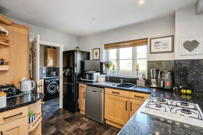 2, Millbank, Neath Port Talbot photo 3