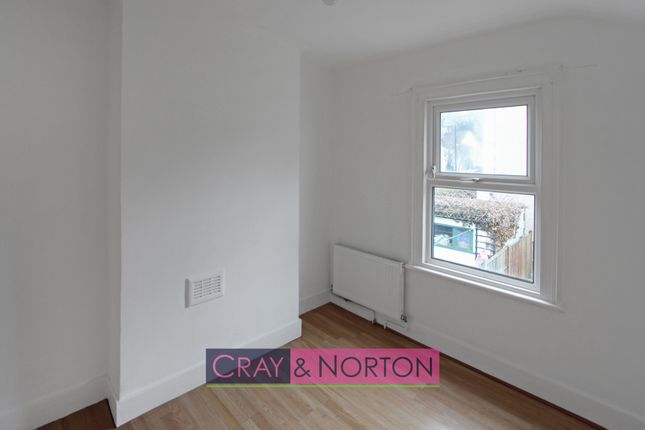 Terraced house to rent in Southbridge Road, Croydon
