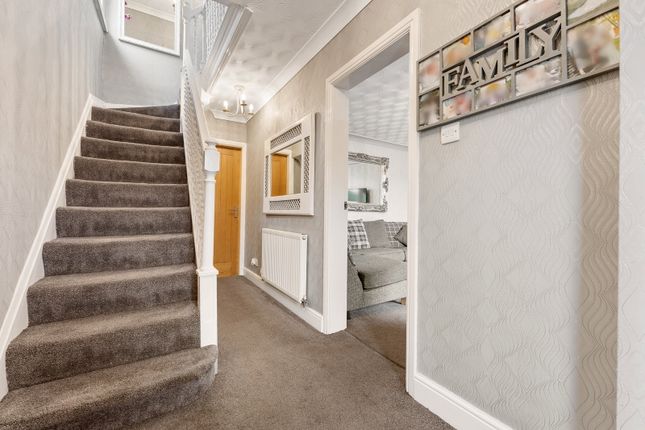 22, Sunnyfield Road, Manchester photo 4