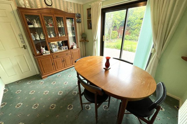 39, Lincroft, Bedford photo 5