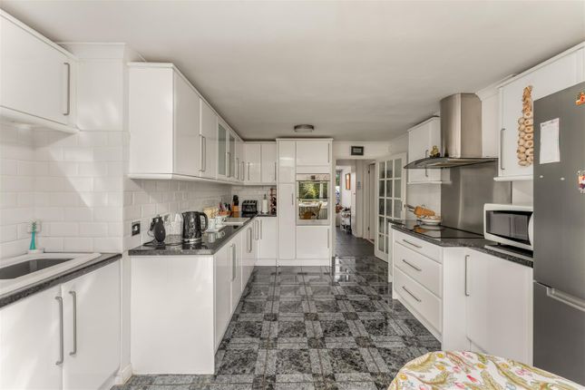 6, Blackwood Place, Bodicote photo 3