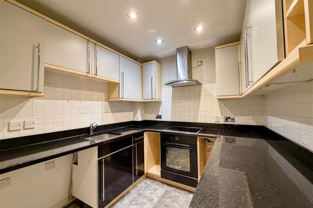 18, Oak Tree Court, York photo 5