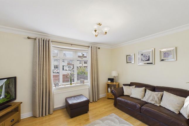 10, Elm Drive, Sunderland photo 3