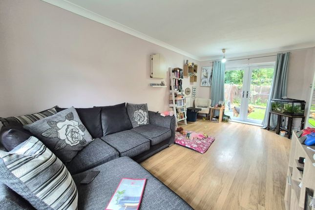 47, Hawthorn Crescent, Skelmersdale photo 3