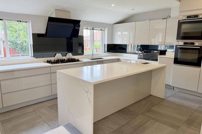 123, Hermitage Road, Altrincham photo 3