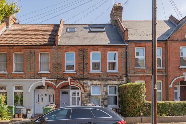 Bemsted Road, E17