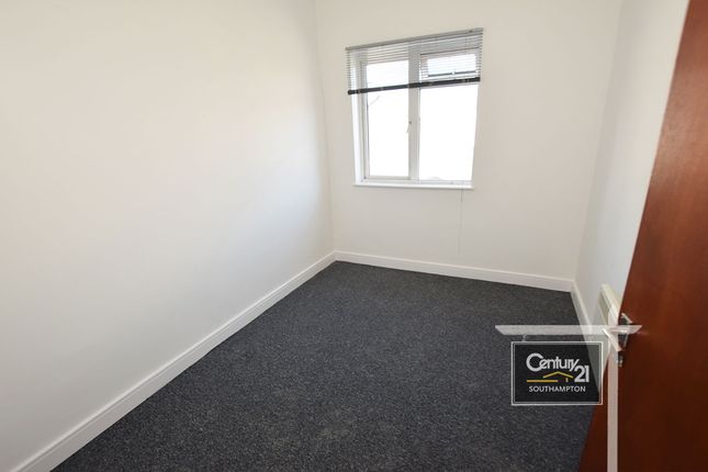 Flat to rent in |Ref: R171834|, Victoria Road, Netley Abbey, Southampton