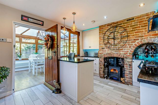 1 Bridge Cottages, Station Hill, Maidstone photo 4