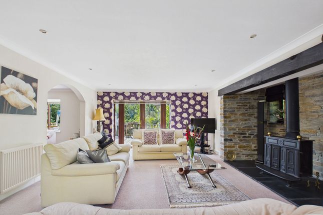 9 Keason Hill, Saltash photo 4