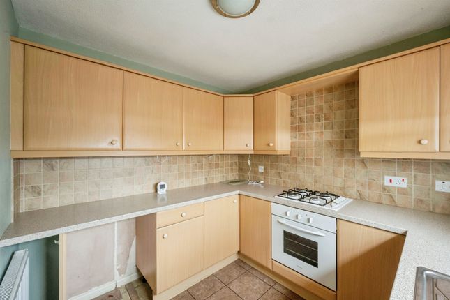 5, Oakwell Drive, Doncaster photo 3