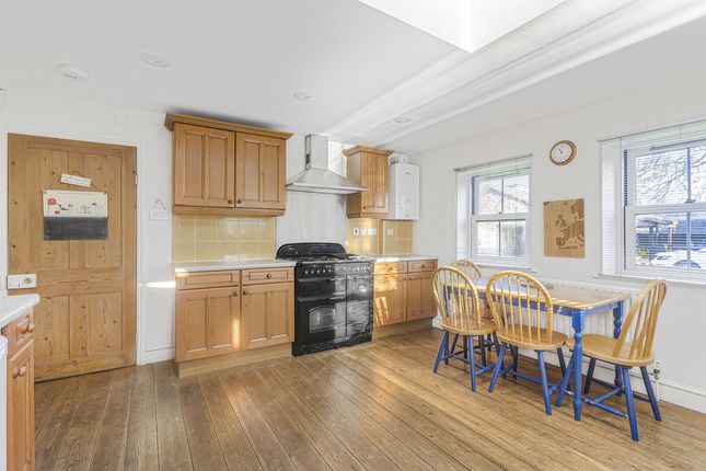 Corner House Cottage, High Street, Islip photo 3