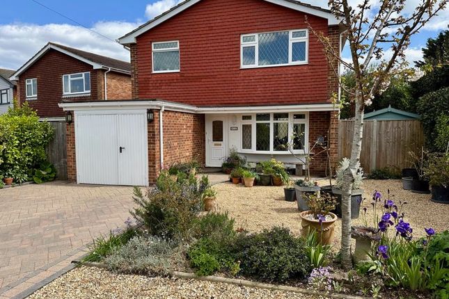 3 bed detached house for sale in North Shore Road, Hayling Island PO11 ...