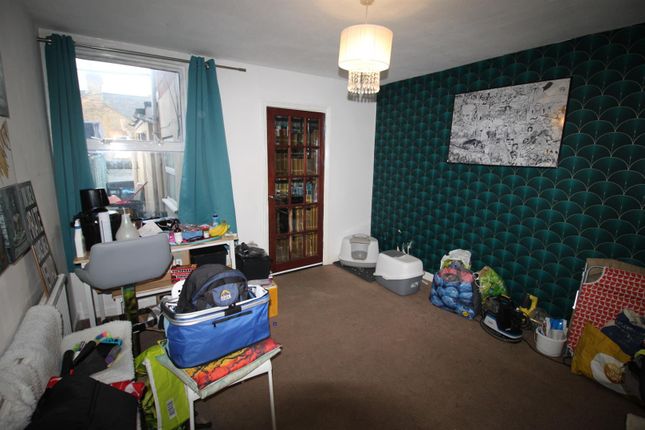 24, Upper Green Street, High Wycombe photo 3