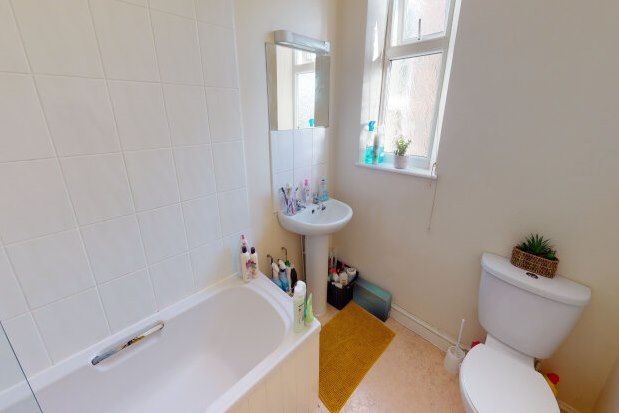 Semi-detached house to rent in Yarborough Road, Lincoln
