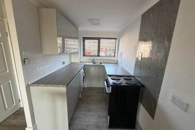 8, Chidham Drive, Havant photo 5