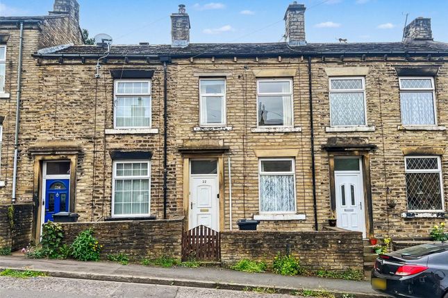 1-bed house on 22, Clifton Common, West Yorkshire, £65,000