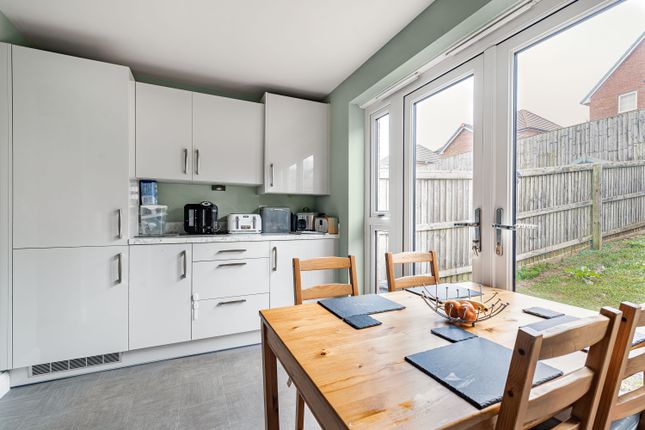 11, Juniper Close, Torbay, TQ4 7UA photo 4