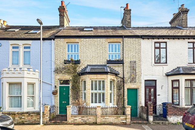 Terraced house for sale in Sedgwick Street, Cambridge