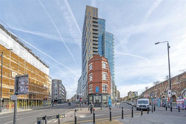 Thumbnail Flat for sale in Avantgarde Place, London