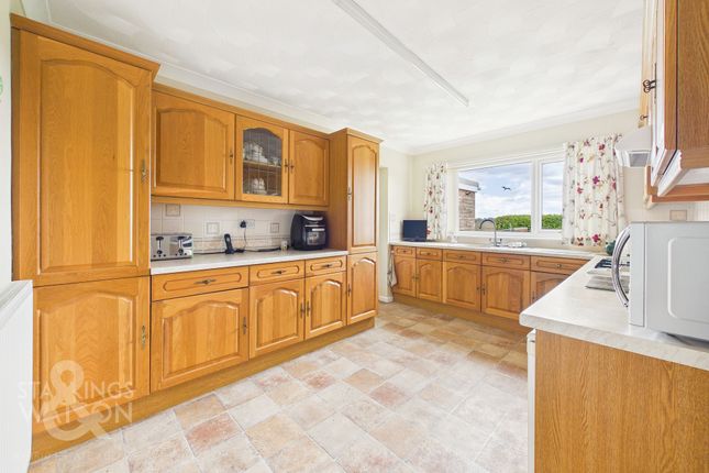 38 Fairfield Road, Bungay photo 3