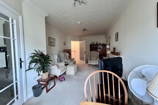 8, South Street, Hythe photo 2