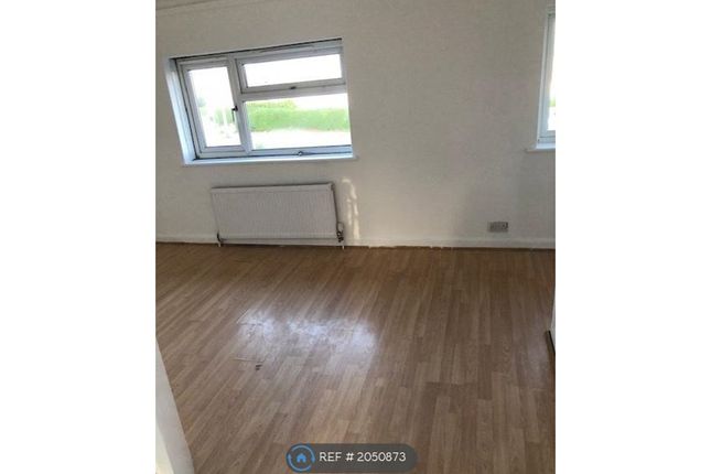 End terrace house to rent in Lupton Avenue, Leeds