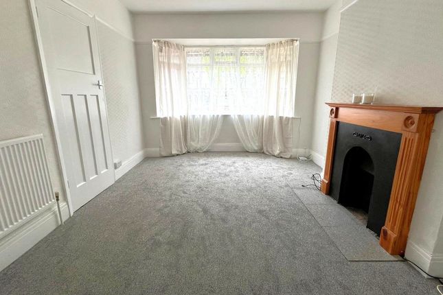 6, Downlands Avenue, Worthing photo 4