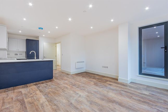 Flat for sale in Sophia Mews, Cathedral Road, Riverside, Cardiff