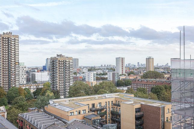 Flat for sale in Merino Gardens, Wapping