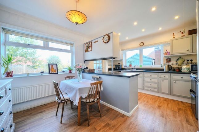 45 Mundesley Road, Cromer photo 3