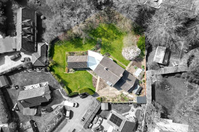 4, Finchs Close, Stapleford, Cambridge photo 2