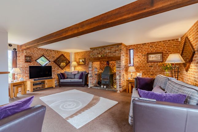 The Grain Barn, Hayden Lane, Cheltenham photo 3
