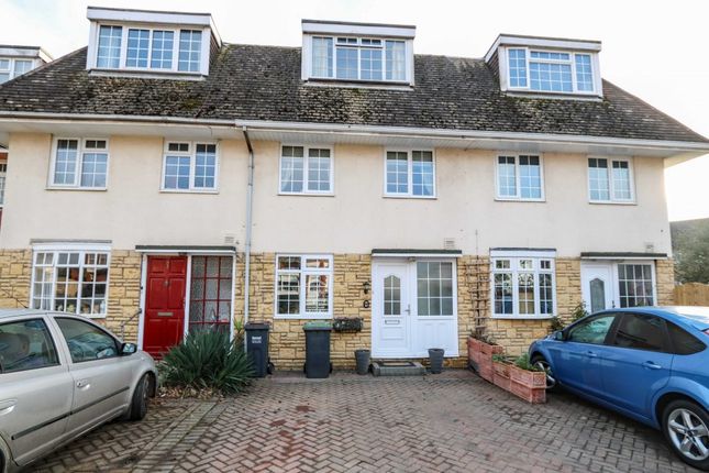 Thumbnail Terraced house for sale in Station Road, Hayling Island