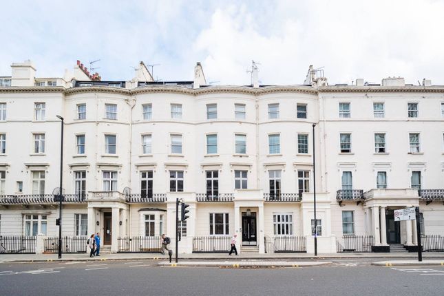 Flat for sale in Westbourne Street, Lancaster Gate, London W2