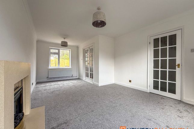 31 Ringrose Close, Newark photo 2