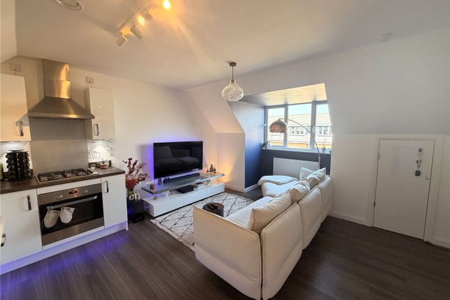 Flat 20, 23, Kenyon Way, Berkshire photo 3