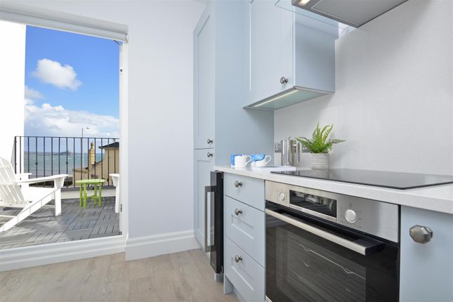 2 Allen House, Lannoweth Road, Penzance photo 4
