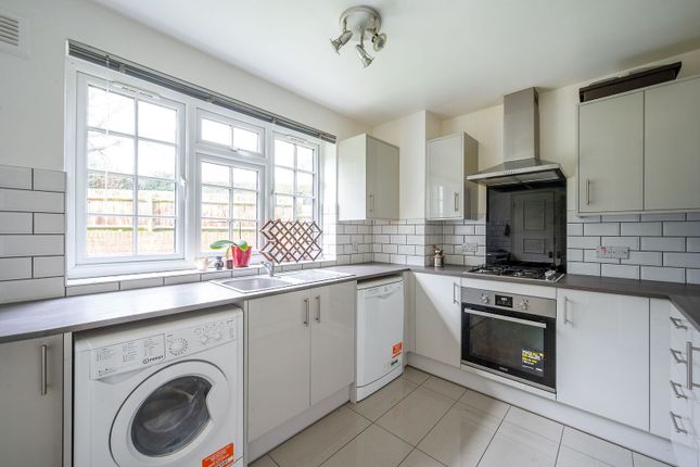Southfields Court, Southfields photo 2