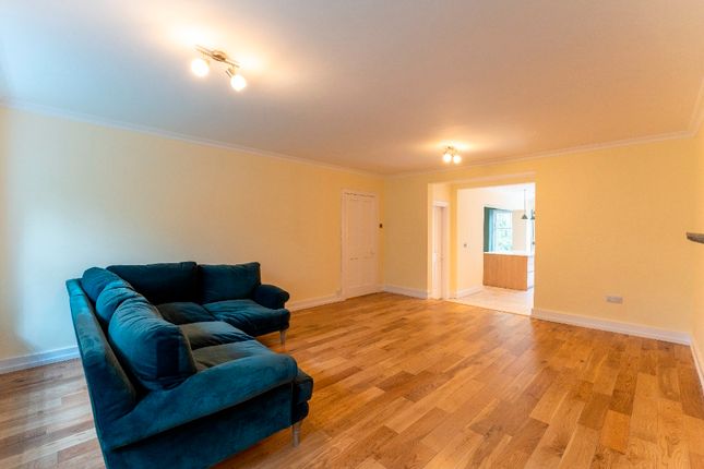 Town house to rent in Banavie Road, Glasgow