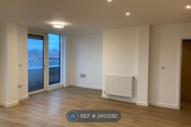 Living Room Unfurnished