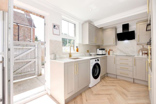 17, Hawks Road, Hailsham photo 4
