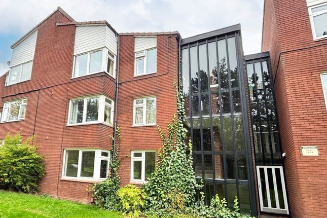 1-bed flat on Delbury Court, Telford, £60,000