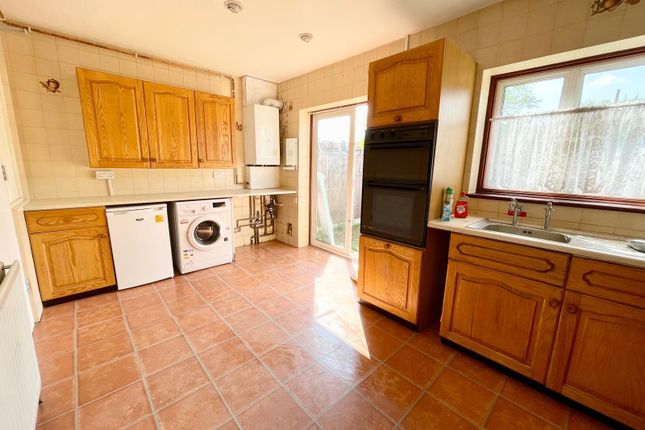 Terraced house to rent in Great Cambridge Road, Enfield