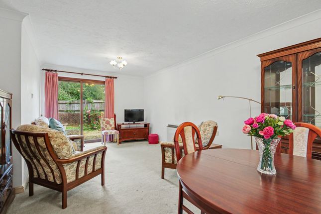 14 Southbrook Mews, Southampton photo 3