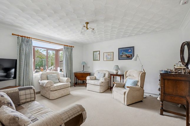 9 Coppice Court, Kingsdown Close, Gillingham photo 2