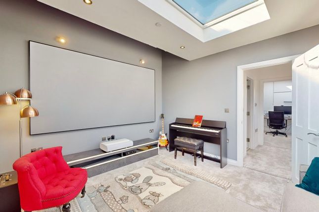 Semi-detached house for sale in Bywater Place, London