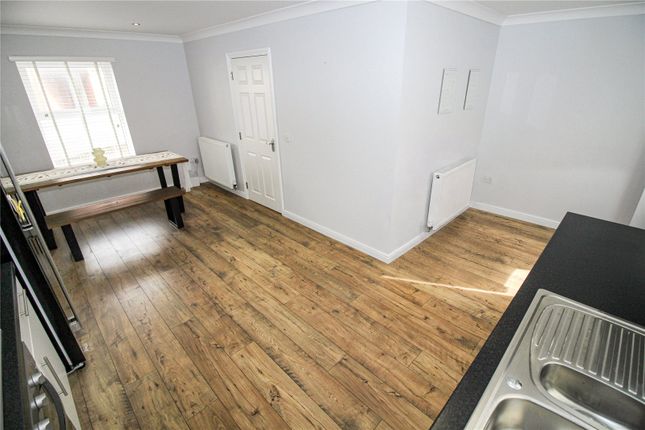 26, Dyson Road, Swindon photo 4