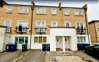 Thumbnail Town house to rent in Coverdale Road, London
