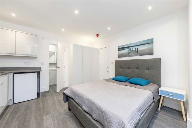 90A, Finborough Road, London photo 3