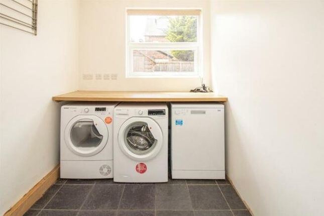 130, Woolmer Road, Nottinghamshire photo 5